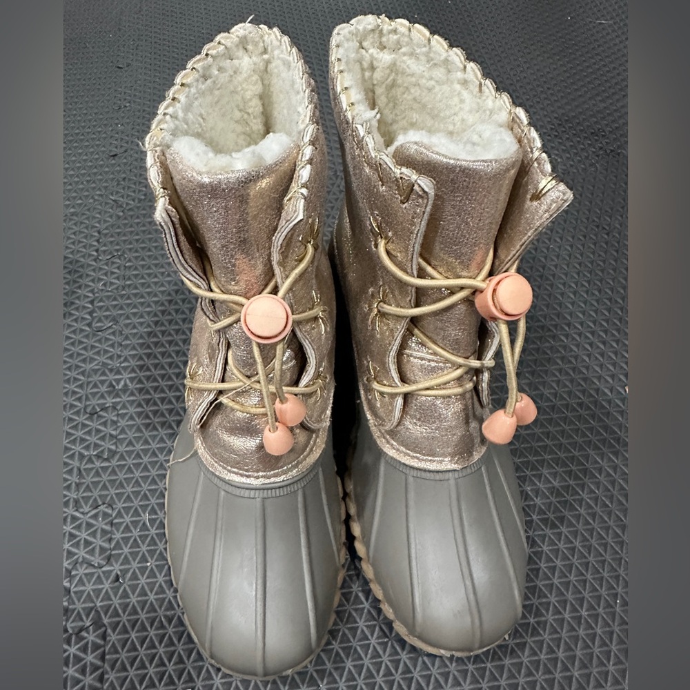 Girls snow boots